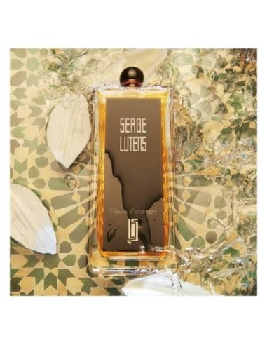 Serge Lutens Fleurs d'Oranger - a sweet floral orange blossom fragrance