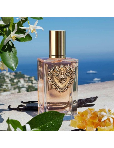Dolce&Gabbana Devotion - a loving white floral and vanilla fragrance